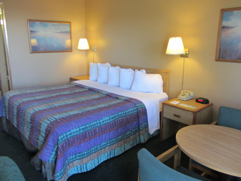 Hotel Days By Wyndham Airport East El Paso